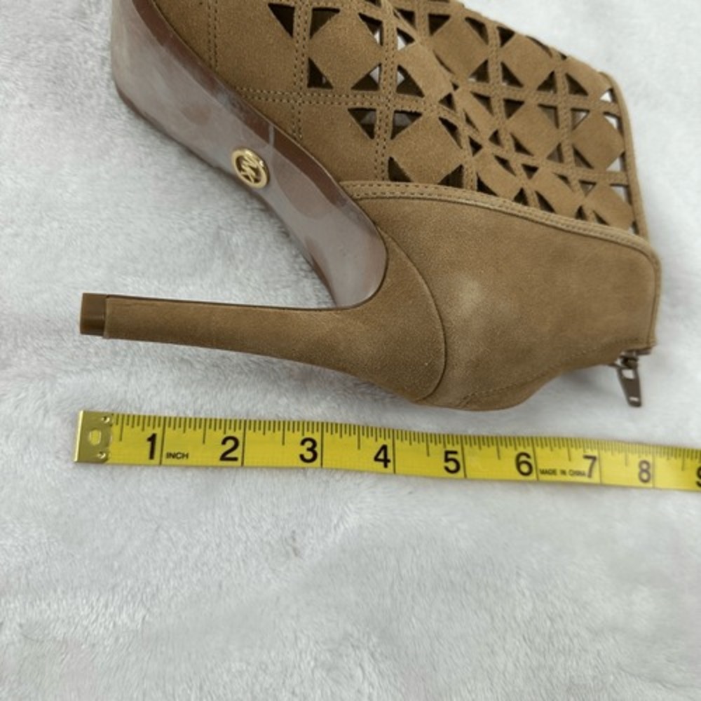 Michael Kors Womens 7.5 Tan Suede Laser Cut Peep Toe Stiletto Ankle Boots - Picture 10 of 10